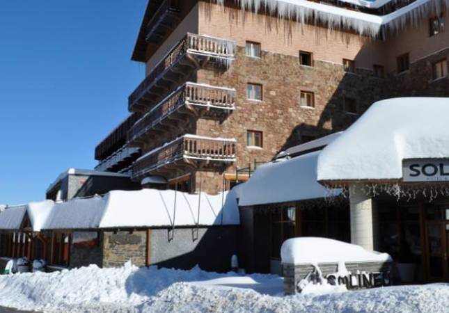 Las mejores habitaciones en Hotel Solineu. Disfruta  los mejores precios de Girona